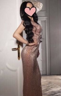 Илона, 24 лет — эромассаж для мужчин