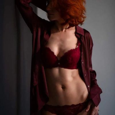 Тина — массаж страпоном, тел. 8 981 414-62-35