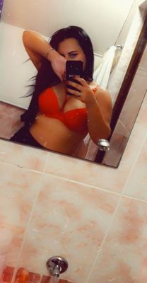 Света, 31 лет — госпожа-страпонесса