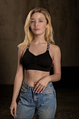 эскорт девушка — Карина, 26 лет