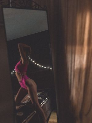 элитная шлюха Адель, 25 лет, г. Уфа, онлайн