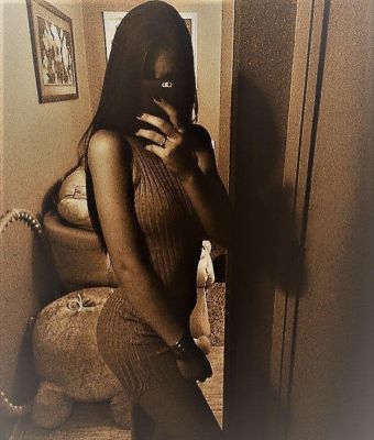 Мая, тел. 8 960 731-24-08 — шлюха по вызову