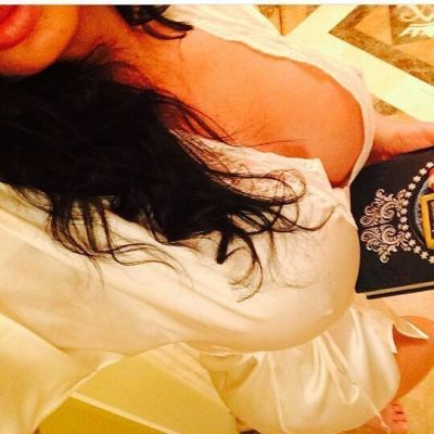 Александра, рост: 161, вес: 54