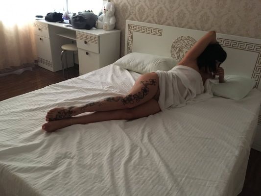 зрелая негритянка Динка, работает 24 7