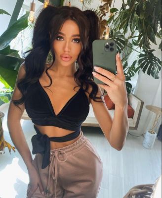 Куртизанка Лиза (вес: 58, рост: 163)