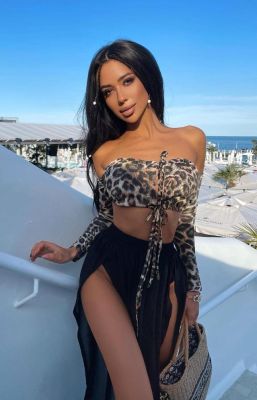 Лиза, тел. 8 981 495-14-43 — массаж ню и не только