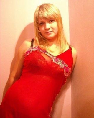 Девушка легкого поведения  Анфиса с аппетитными формами