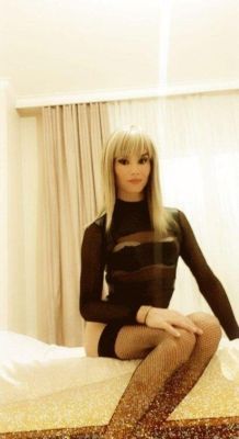 Рита, тел. 8 981 869-09-73 — девушка для массажа