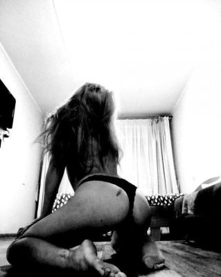 Рика, тел. 8 911 383-77-65 — шлюха по вызову