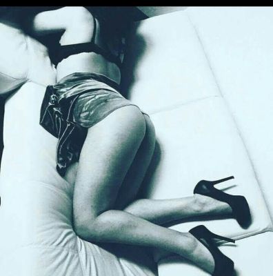 стриптизерша проститутка Эльвира, от 3500 руб. в час, круглосуточно