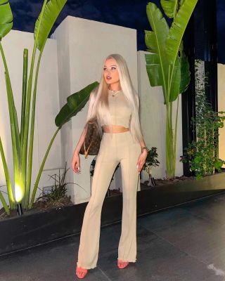 вызвать проститутку от 2500 руб. в час (Аня, 21 лет)